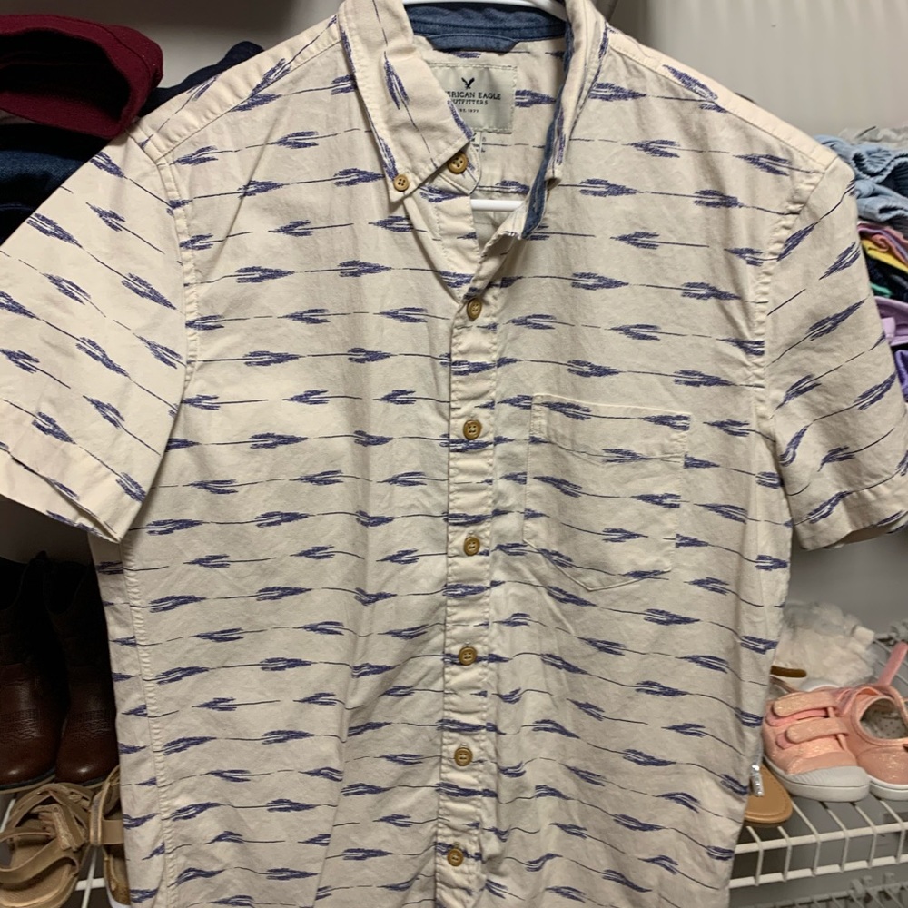 American Eagle men’s button up